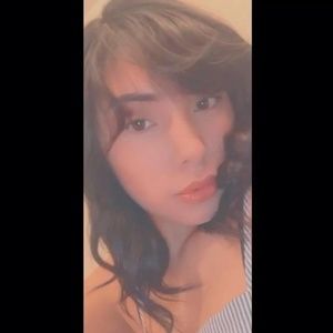 Meet your Posher, Cassandra